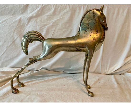 Scultura cavallo futurista