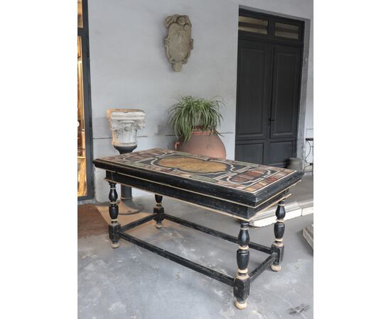 Tavolo consolle Laccato con Marmi, Toscana, 700