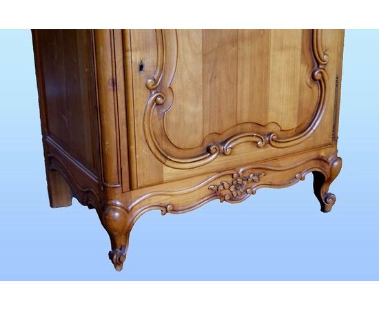 Early 1900s French display cabinet, Provençal style, in cherry wood, two-piece