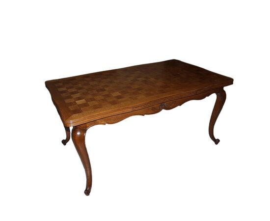 Early 20th century extendable Provençal walnut table with parquet top