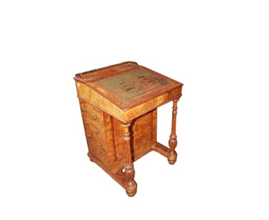 English Davenport from the second half of the 19th century in walnut and walnut burl