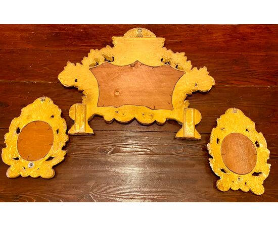 Cartaglorie in legno scolpito e dorato