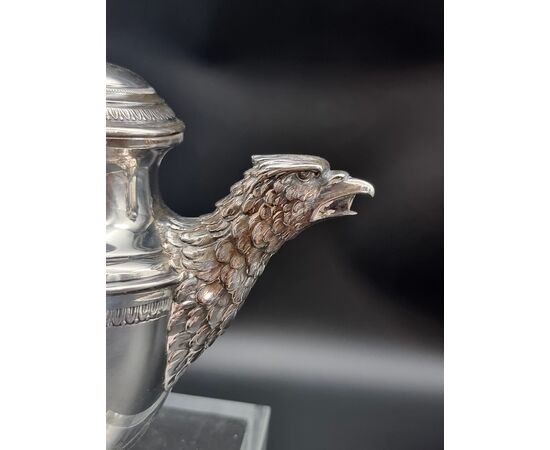 Caffettiera in argento 800, stile neoclassico, Italia, XX secolo