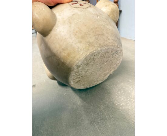 Antique large pharmacy mortar, Carrara marble with coat of arms of the Order of Malta, 17th century, 20x39cm