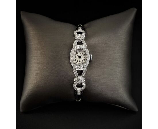 Orologio  in  platino  " Art  -  Dèco "   con   Diamanti   1.5  ct.