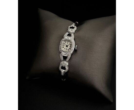Orologio  in  platino  " Art  -  Dèco "   con   Diamanti   1.5  ct.