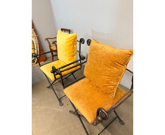 Coppia di poltrone in ferro battuto classiche XX sec 96x74x55cm