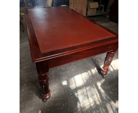 Meeting table / desk