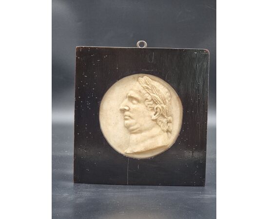 Effigy of Roman emperor – bas-relief carved in marble, Italy, first half of the 19th century