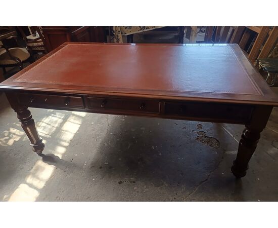 Meeting table / desk