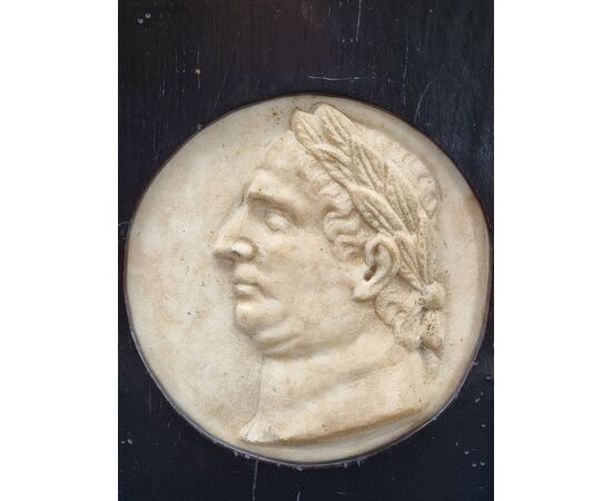 Effigy of Roman emperor – bas-relief carved in marble, Italy, first half of the 19th century