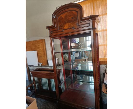 Late 19th-century display cabinet