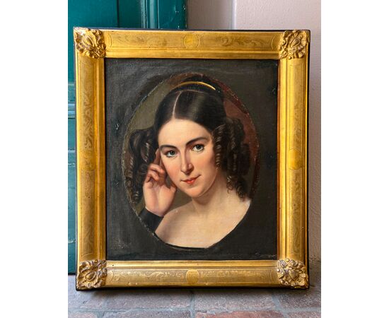 Ritratto ovale di fanciulla