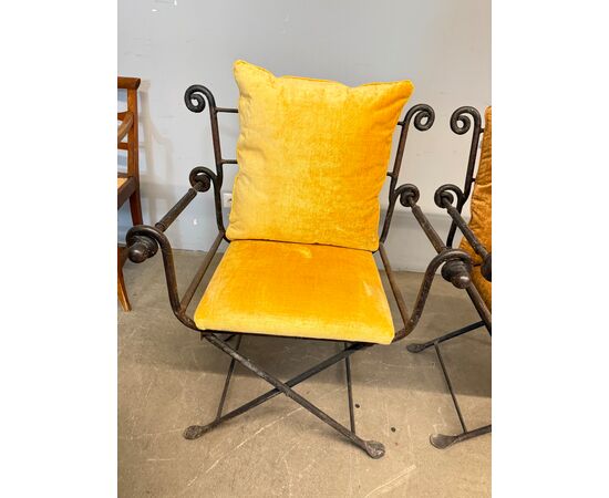 Coppia di poltrone in ferro battuto classiche XX sec 96x74x55cm