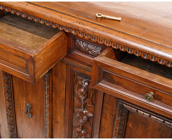 19th century, Sideboard