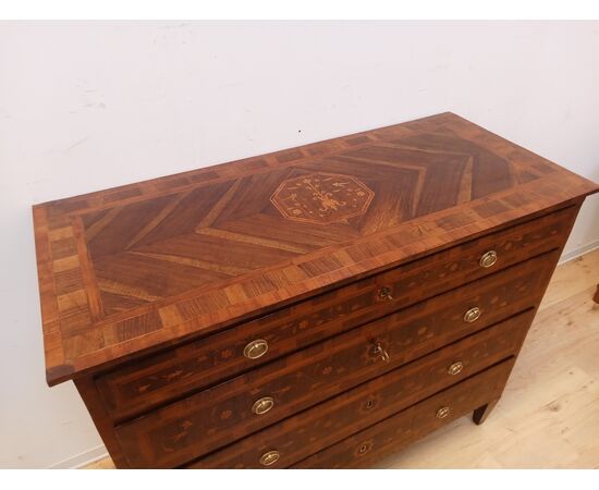 Louis XVI directoire inlaid chest of drawers in walnut and maple - chest of drawers - late 18th century / 1700s