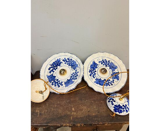 Pair of hand-painted ceramic chandeliers, 20th century, 30x7cm