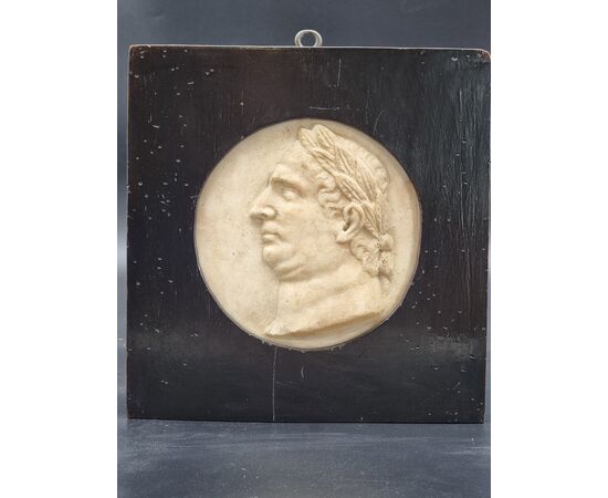 Effigy of Roman emperor – bas-relief carved in marble, Italy, first half of the 19th century