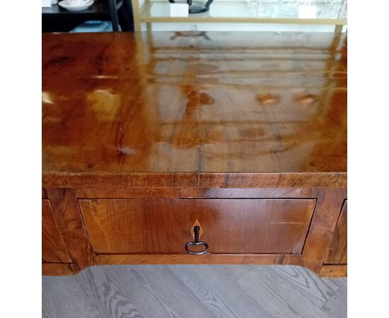 Table/Desk