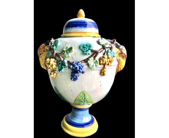 Pair of majolica vases with raised grape vine decoration and leaf motif. Rubbiani manufacture, Sassuolo.