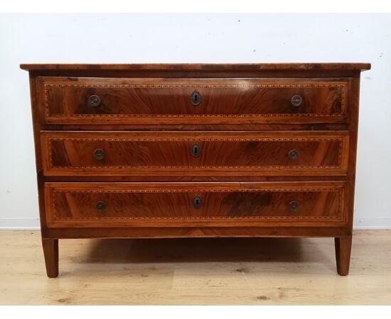 Louis XVI Directoire inlaid walnut chest of drawers - dresser - late 18th century/1700s