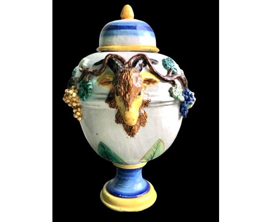 Pair of majolica vases with raised grape vine decoration and leaf motif. Rubbiani manufacture, Sassuolo.