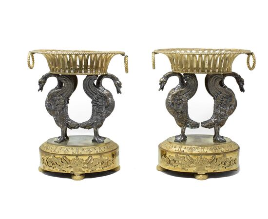 Pair of centerpieces with swans