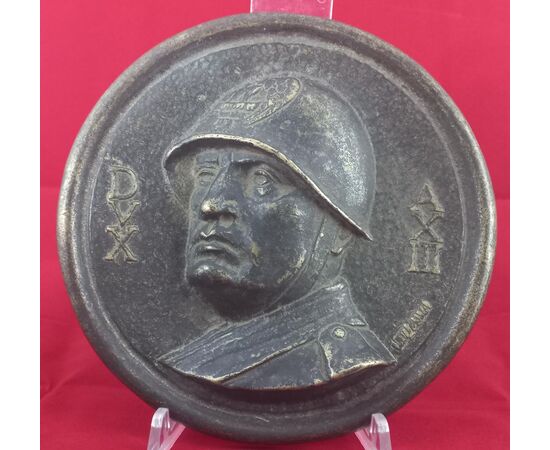 Bronze plaque depicting Benito Mussolini