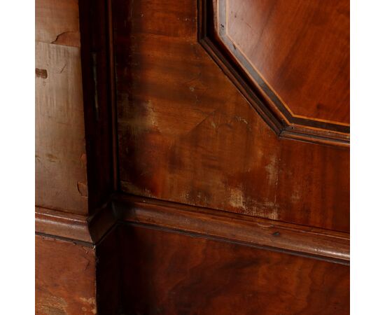 Large English Mahogany Bookcase, England, first quarter of the 19th Century