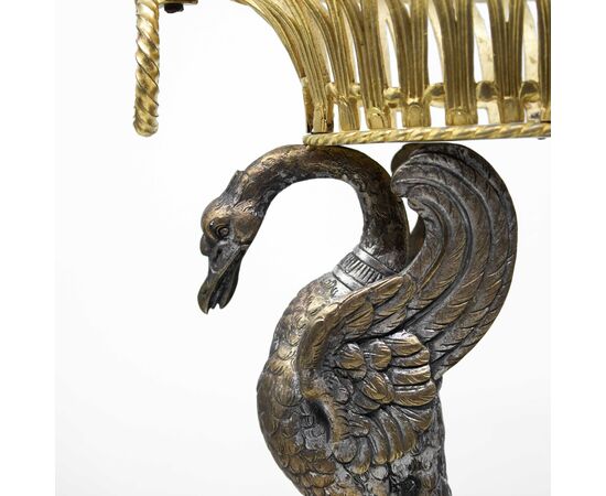 Pair of centerpieces with swans