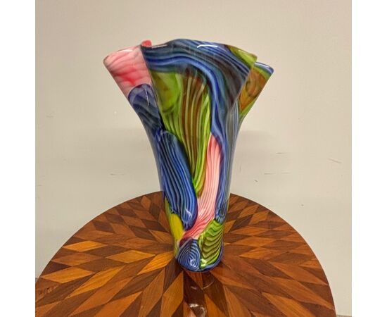 Grande vaso vetro  di Murano Multicolore a fiore . anni 80 . h 48