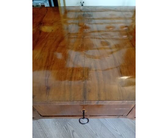 Table/Desk
