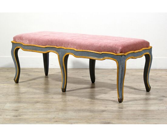 Panca in legno intagliato e laccato, Epoca Barocchetto, Piemonte, metà XVIII secolo