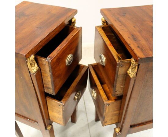 Antique pair of Directory bedside tables in walnut - "Retour d'Egypte" 1798/1805 Italy