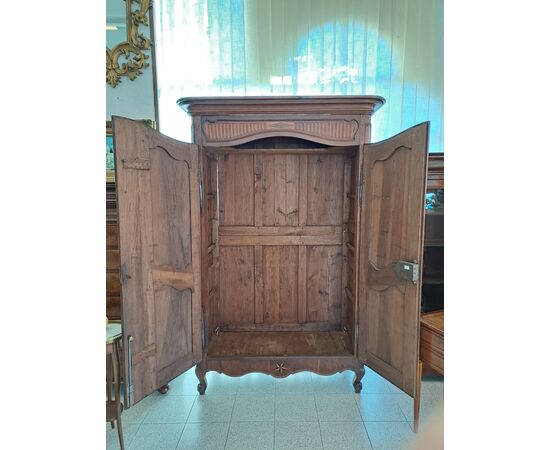 Credenza in noce H223 - L 130 -P 70
