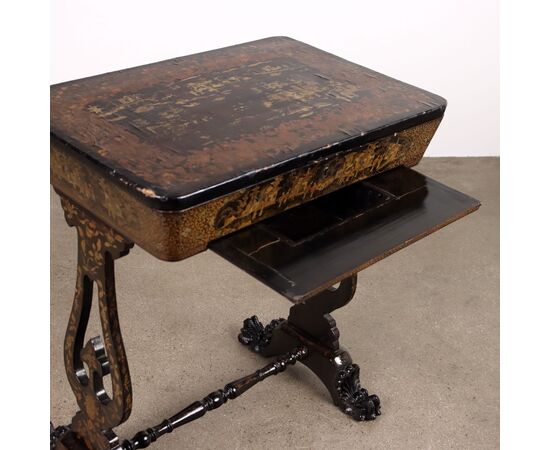 Chinoiserie table, China, third quarter of the 19th century