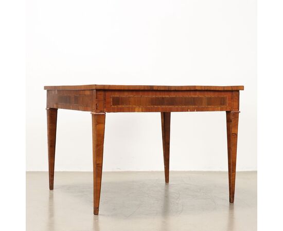 Tavolo Intarsiato Neoclassico Emilia Ultimo Quarto XVIII Secolo