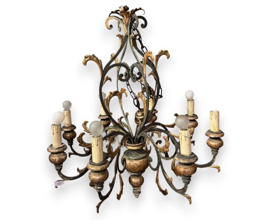 LAMP251 - Lampadario in ferro battuto, epoca '8/'900, misura diametro cm 80 x H 85