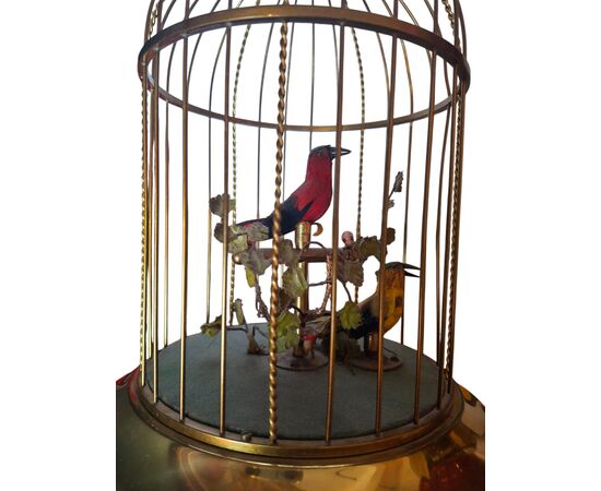 Birdcage music box with two automaton birds