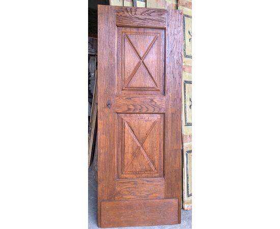 PTS896 - No. 4 poplar and oak doors, 18th century, measuring cm W 75 x H 200