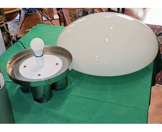 Magnolia Table Lamp