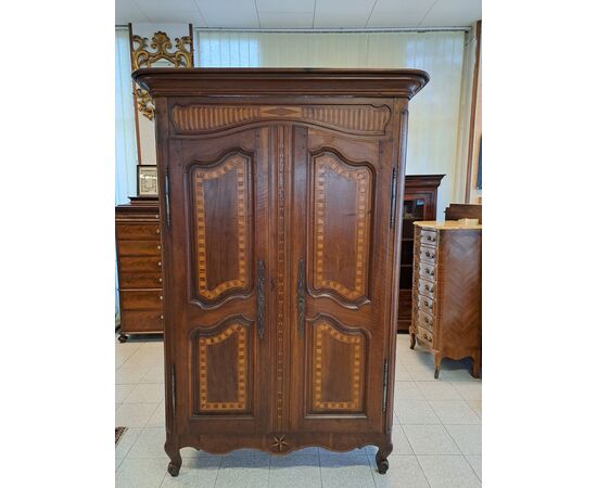 Credenza in noce H223 - L 130 -P 70