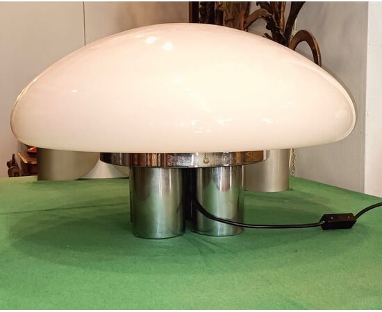 Magnolia Table Lamp