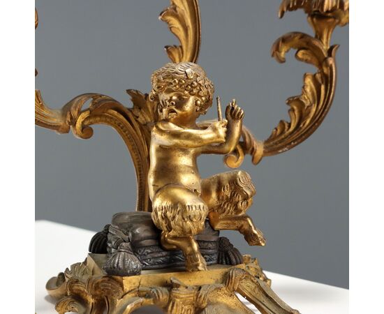 Coppia di Candelabri in Bronzo Dorato a Tre Fiamme Francia Fine XIX Secolo