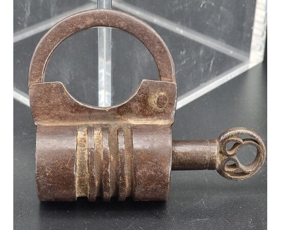 German wrought iron padlock with original key – 18th century