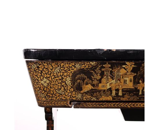 Chinoiserie table, China, third quarter of the 19th century