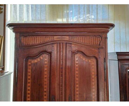 Credenza in noce H223 - L 130 -P 70