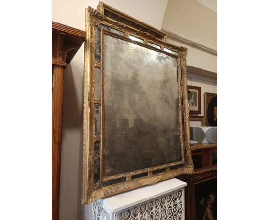 Specchiera in legno dorato