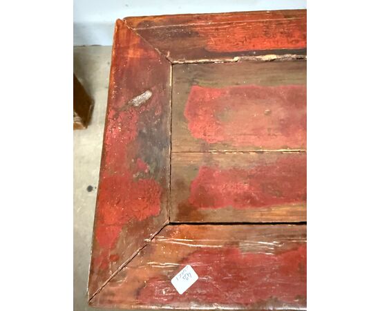 Antique Chinese red lacquered bench from the 1900s, 42x108x32cm