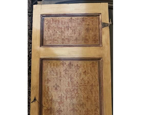 PTL714 - Antique lacquered and painted door, 18th century, dimensions cm W 90 x H 217